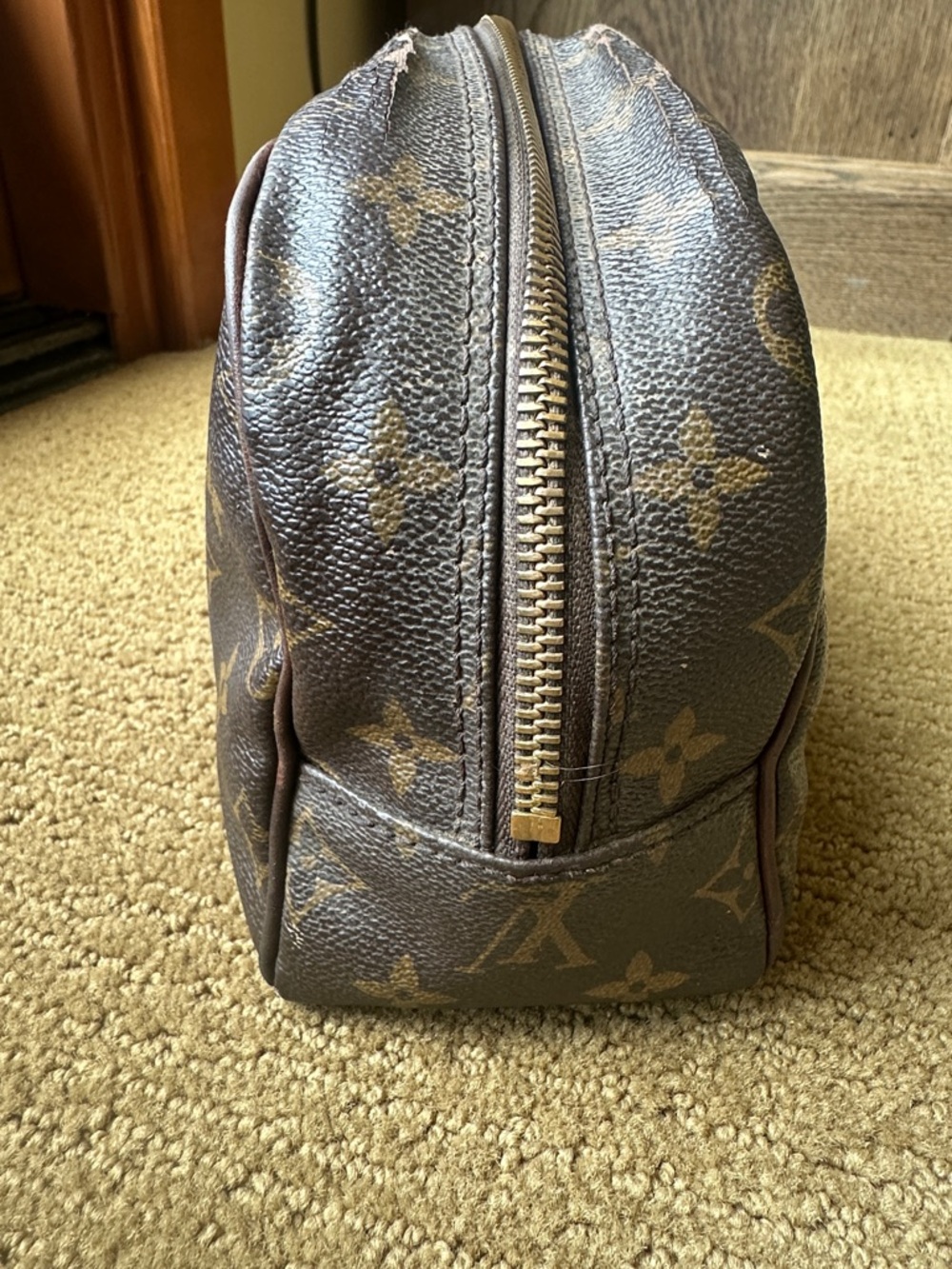 Louis Vuitton Monogram Canvas Toiletry Pouch - Brown/Gold Monogram - Picture 4 of 16